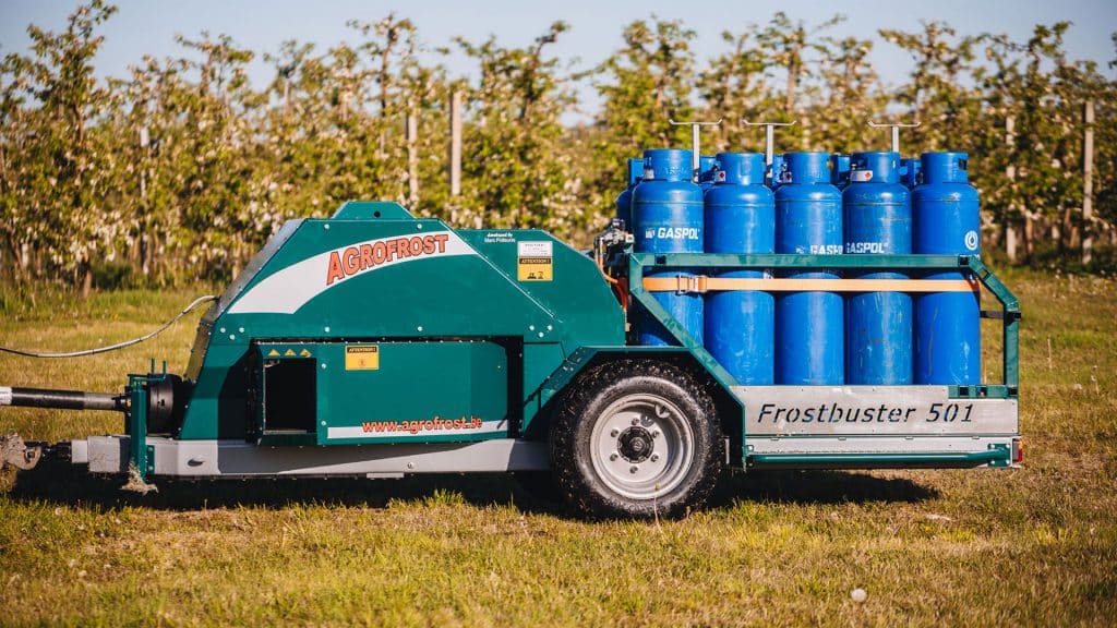 Our mobile machines FROSTBUSTER and FROSTGUARD are a simple and economical measure against frost damage